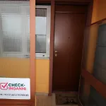 Check-inganni, Sopra La Metropolitana Fianco Cdi * Milano