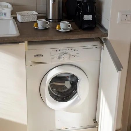 Apartament Check-inganni, Sopra La Metropolitana Fianco Cdi