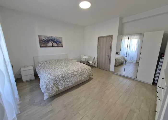 Апартаменты Check-inganni, Sopra La Metropolitana Fianco Cdi