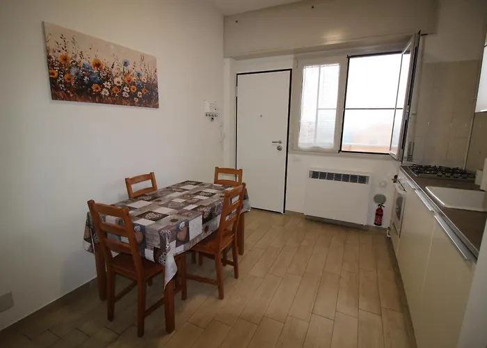 Check-inganni, Sopra La Metropolitana Fianco Cdi Apartman *